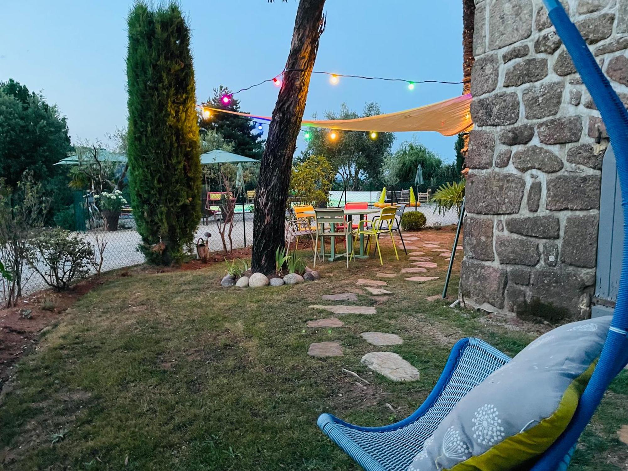 Le Planzollais Villa Planzolles ภายนอก รูปภาพ